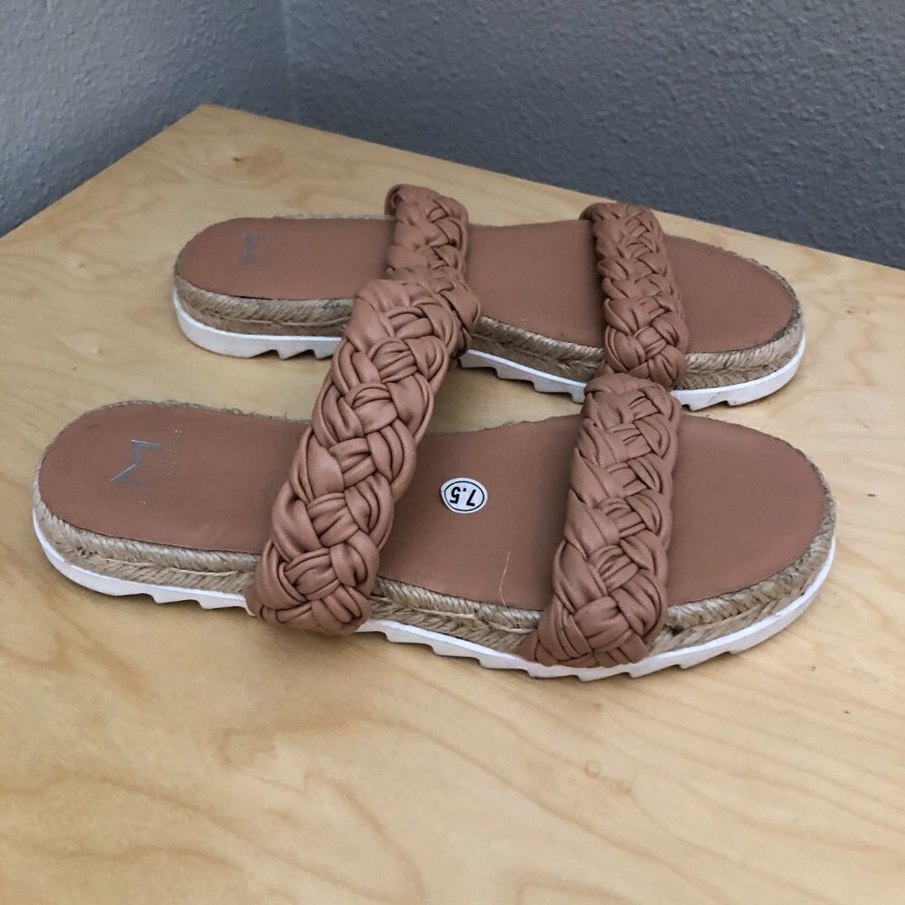 Marc Fisher Jaimee Espadrille Leather Slides - image 4